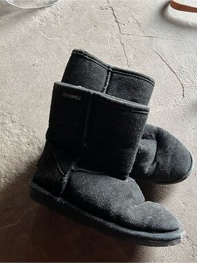BearPaw Black Winter Boots
